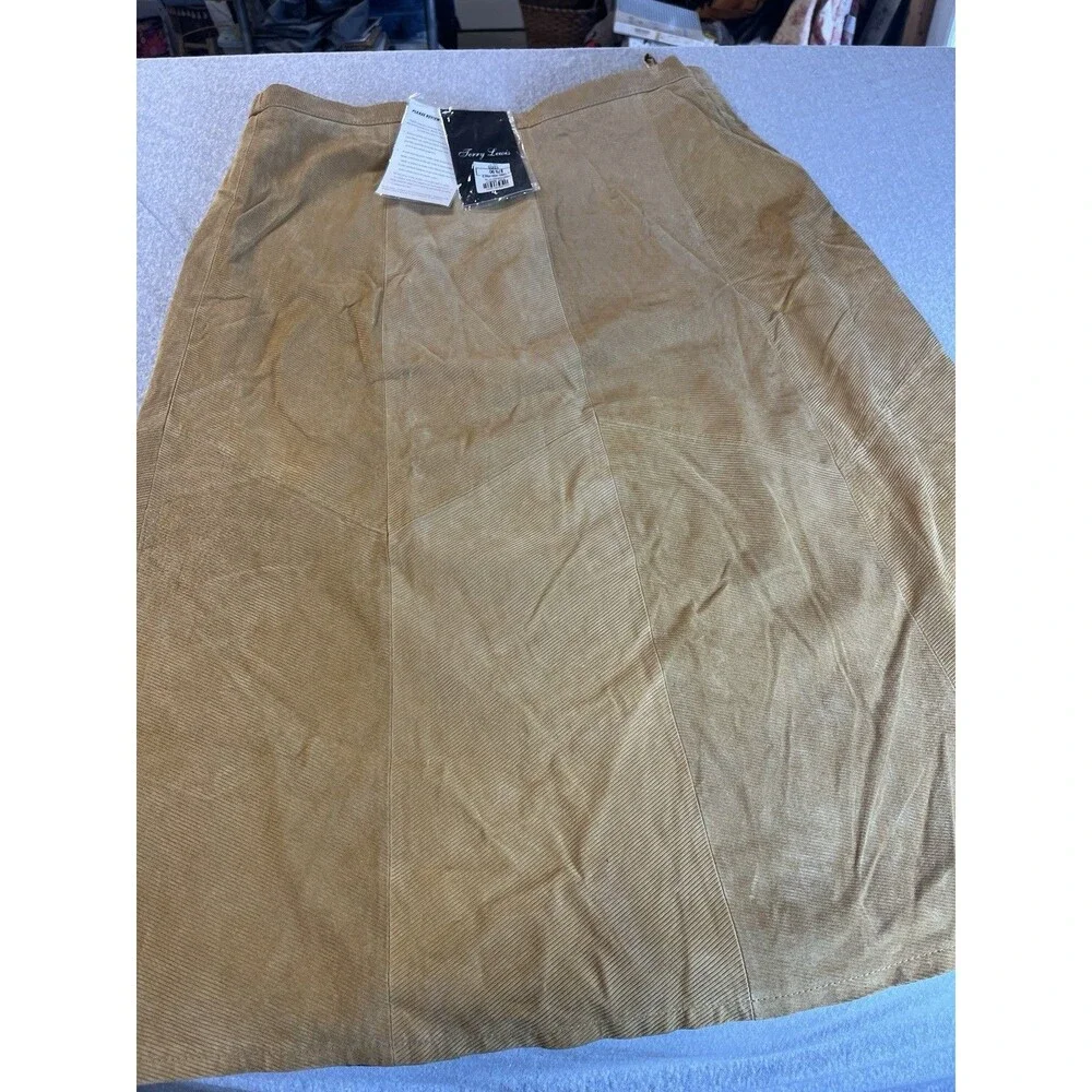 Terry Lewis Leather Skirt Women’s Plus 24 Corduroy Look Gold Boot Cut NWT Fall